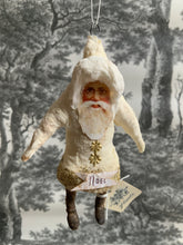 Laden Sie das Bild in den Galerie-Viewer, Spun Cotton Christmas Ornament White Santa "Noel"
