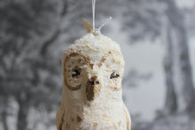 Laden Sie das Bild in den Galerie-Viewer, Spun Cotton Christmas Ornament Large Owl