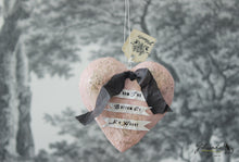 Laden Sie das Bild in den Galerie-Viewer, Spun Cotton Ornament Heart with Fabric Backing (Large)