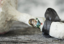 Laden Sie das Bild in den Galerie-Viewer, Spun Cotton Ornament Brown Mushroom "Danke"