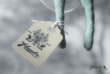 Laden Sie das Bild in den Galerie-Viewer, Spun Cotton Ornament Fox with Duck Pull Toy