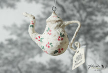 Laden Sie das Bild in den Galerie-Viewer, Spun Cotton Ornament Teapot "Teatime"