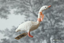 Laden Sie das Bild in den Galerie-Viewer, Spun Cotton Ornament Goose with Peach Ribbon