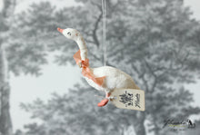 Laden Sie das Bild in den Galerie-Viewer, Spun Cotton Ornament Goose with Peach Ribbon
