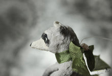 Laden Sie das Bild in den Galerie-Viewer, Spun Cotton Ornament Mini Racoon