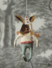 Laden Sie das Bild in den Galerie-Viewer, Spun Cotton Ornament Spring Bunny