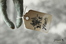 Laden Sie das Bild in den Galerie-Viewer, Spun Cotton Ornament Spring Bunny