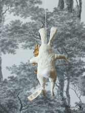 Laden Sie das Bild in den Galerie-Viewer, Spun Cotton Ornament White Easter Rabbit with golden Bunny