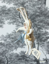 Laden Sie das Bild in den Galerie-Viewer, Spun Cotton Ornament White Easter Rabbit with golden Bunny