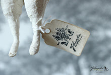 Laden Sie das Bild in den Galerie-Viewer, Spun Cotton Ornament White Easter Rabbit with golden Bunny