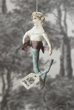Laden Sie das Bild in den Galerie-Viewer, Spun Cotton Ornament Mint Mermaid