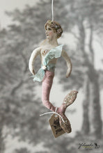 Laden Sie das Bild in den Galerie-Viewer, Spun Cotton Ornament Pink Mermaid