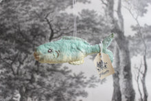 Laden Sie das Bild in den Galerie-Viewer, Spun Cotton Christmas Ornament Blue Fish with Glitter