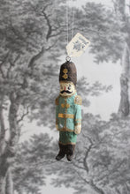 Laden Sie das Bild in den Galerie-Viewer, Spun Cotton Winter Ornament Mint Nutcracker