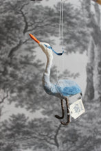 Laden Sie das Bild in den Galerie-Viewer, Spun Cotton Christmas Ornament Heron
