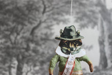 Laden Sie das Bild in den Galerie-Viewer, Spun Cotton Ornament Fox &quot;Forest Love&quot;