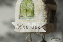 Laden Sie das Bild in den Galerie-Viewer, Spun Cotton Ornament Cuckoo Clock &quot;Kuckuck&quot;