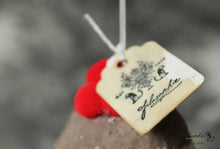 Laden Sie das Bild in den Galerie-Viewer, Spun Cotton Ornament Cuckoo Clock &quot;Kuckuck&quot;