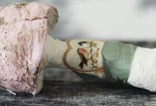 Laden Sie das Bild in den Galerie-Viewer, Spun Cotton Ornament Brown Mushroom &quot;Thank You&quot;