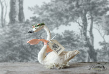 Laden Sie das Bild in den Galerie-Viewer, Standing Spun Cotton Figurine Winged Swan with Flower Crown