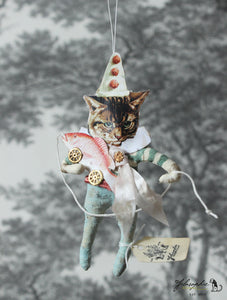 Spun Cotton Ornament Cat with Pink Fish Pull Toy