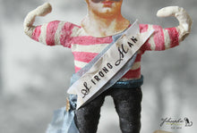 Laden Sie das Bild in den Galerie-Viewer, Spun Cotton Ornament &quot;Strong Man&quot;