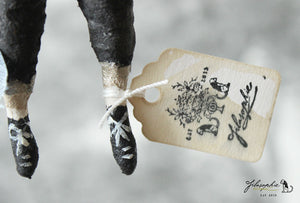 Spun Cotton Ornament "Strong Man"