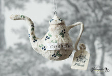 Laden Sie das Bild in den Galerie-Viewer, Spun Cotton Ornament Teapot &quot;My Cup&quot;