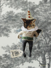 Laden Sie das Bild in den Galerie-Viewer, Spun Cotton Ornament Spring Cat with Pulltoy