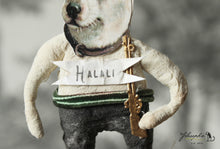 Laden Sie das Bild in den Galerie-Viewer, Spun Cotton Ornament Hunting Dog