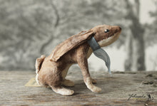 Laden Sie das Bild in den Galerie-Viewer, Spun Cotton Standing Figurine Sitting Hare (small)