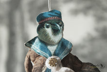 Laden Sie das Bild in den Galerie-Viewer, Spun Cotton Ornament Songbird Sailor
