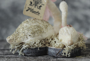 Mama & Baby Swan Set of 2 Spun Cotton Figurines