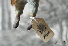 Laden Sie das Bild in den Galerie-Viewer, Spun Cotton Ornament Buffalo