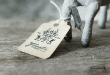 Laden Sie das Bild in den Galerie-Viewer, Spun Cotton Ornament Donkey