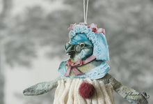 Laden Sie das Bild in den Galerie-Viewer, Spun Cotton Ornament Songbird Granny with Red Pompom