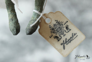 Spun Cotton Ornament Songbird Robin Gentleman with Flowers
