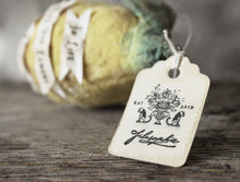 Laden Sie das Bild in den Galerie-Viewer, Spun Cotton Ornament Lemon with Quote
