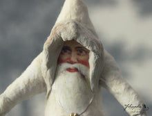 Laden Sie das Bild in den Galerie-Viewer, Spun Cotton Christmas Ornament White Santa