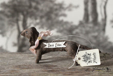 Laden Sie das Bild in den Galerie-Viewer, Spun Cotton Ornament Dachshund &quot;True Love&quot;