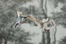 Laden Sie das Bild in den Galerie-Viewer, Spun Cotton Ornament  Jumping Hare with Spots